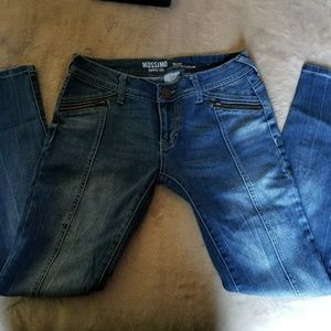 ***MOSSIMO SUPPLY CO. SKINNY JEANS***